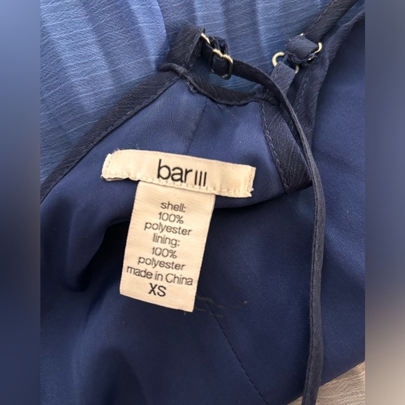 Bar III • pleated blue ombré maxi dress • size xs • EUC Possibly nwot - Picture 4 of 8